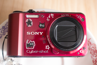 ★ Star Kitty | Sony Cybershot DSC-H70 (Red)